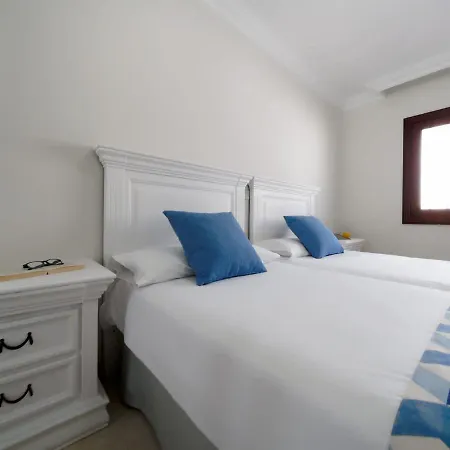 Apartamento De Un Dormitorio Con Vistas Al Mar, Acceso Directo En La Playa Puerto Del Carmen Puerto del Carmen (Lanzarote)